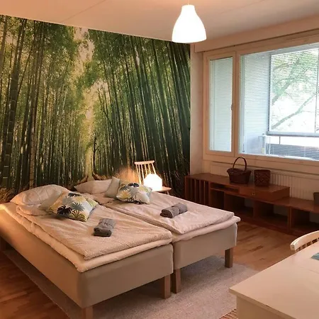 Apartment Spacious 3 Flat With Balcony At Center