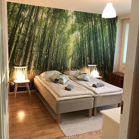 Apartment Spacious 3 Flat With Balcony At Center